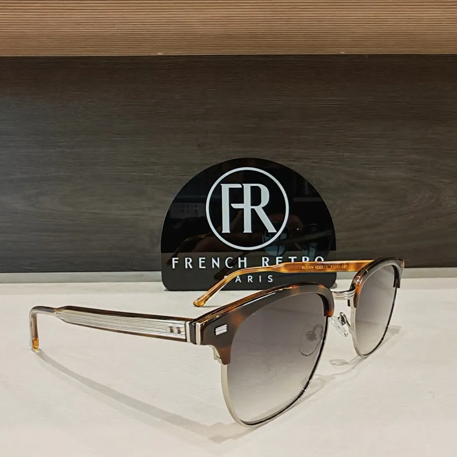 French Retro — Conquérant Opticien Épron