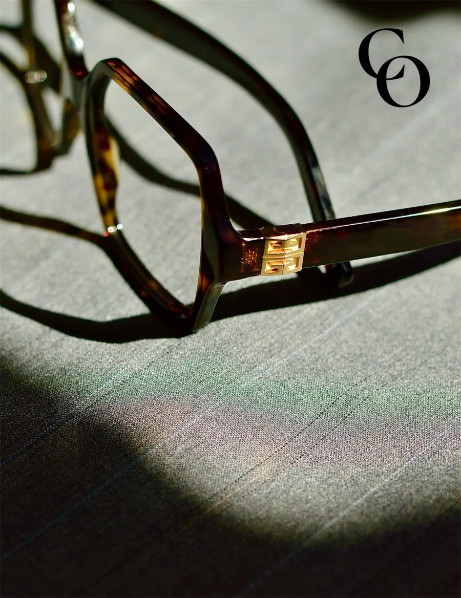 Givenchy — Conquérant Opticien Épron